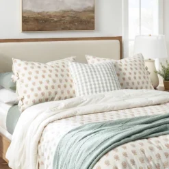 Lofty Cotton Slub Woodblock Print Floral Quilt Sham White/Mauve â Threshold⢠Designed With Studio McGee