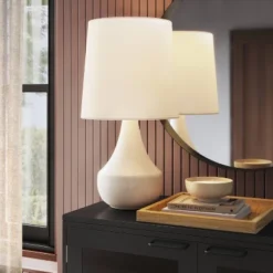 Montreal Wren Assembled Table Lamp White - Thresholdâ˘