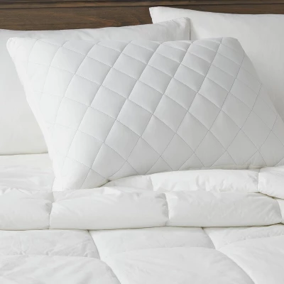 Cool To Touch Firm Bed Pillow - Thresholdâ˘