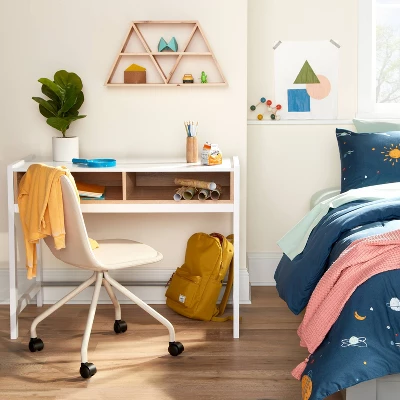 12"x 24" Triangles Kids' Shelf - Pillowfortâ˘