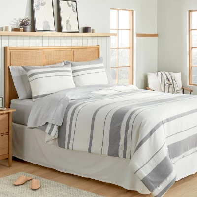 Herringbone Stripe Comforter & Sham Set Sour Cream/Railroad Gray - Image 3